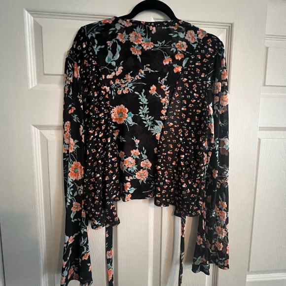 Free People Button up tie-front Blouse - Picture 3 of 13